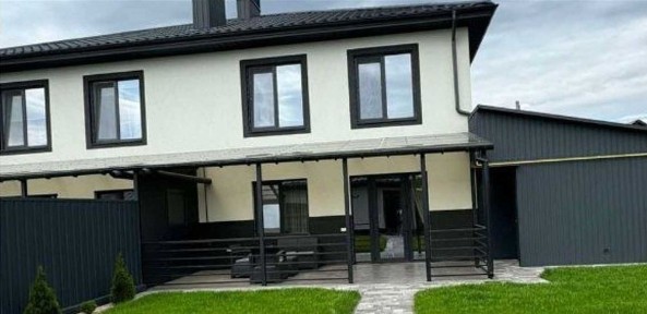 Таунхауз біля парку Олександрія