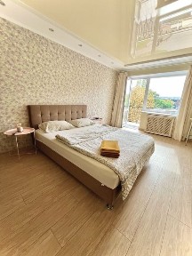 Подобово 1 кімн. Квартира «Світлі Мрії» в самому центрі