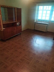 Реальная Сдам самую дешевую 2к на Баварии. ГАЗ. 2 этаж. Пустая