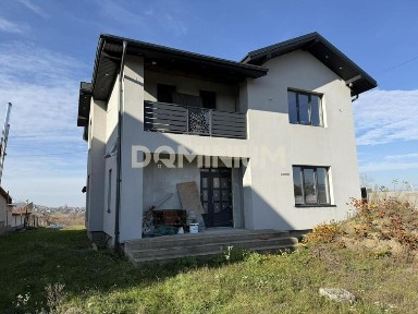 Продаж двоповерхового будинку у с. Широке