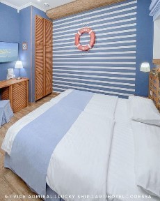 Одеса, Приморський, вулиця Грецька 11