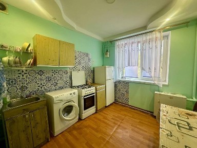 Пгт. Таирово, Шикарная 1 комнатная квартира 41 кв. м. 1 этаж, балкон