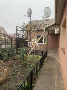 Продаж будинку на Дружбі, Довгинцівський р-н