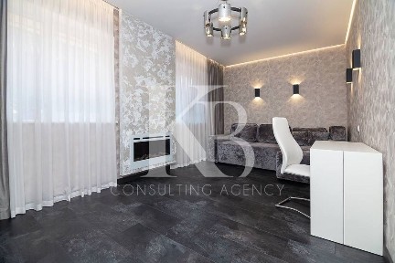 Продаж дому у центрі міста ( р-н Січових Стрільців)