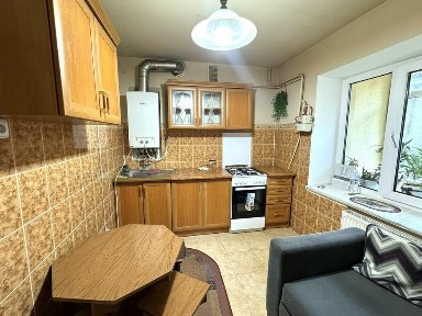 Терміново продається велика гарна, світла 3 кім кв, в м Мукачево!