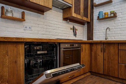 Дворівнева квартира з ремонтом та і/о за вул. Гарбарська