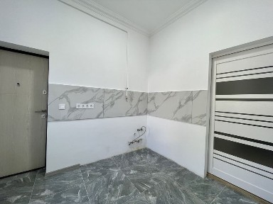 Продаж двокімнатноі квартири в центрі міста Чернівці