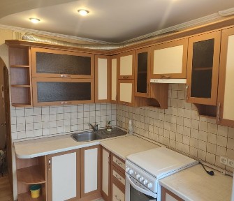 Продаж 3 кімнатної квартири з ремонтом в ПЗР.