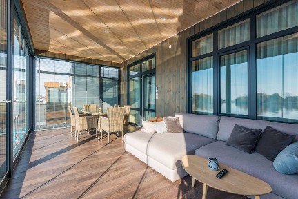 Будинок на Дніпрі в довгострокову оренду. Оренда в КМ Золоче