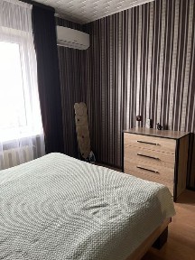 Здам 2 к квартиру вул Момота