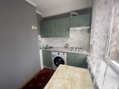 Оренда 3 кімн. кварти вул. Дегтярівська