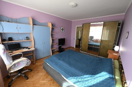 ПЕРША ЗДАЧА. Солом'янка, 2-кім кв по вул. Єреванська 8a ВІД ВЛАСНИКА