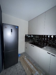 2-к Макдональдс, Первая сдача