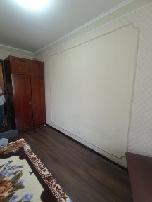 Сдам гостиночку, комнату метро Защитников Украины. Оплата помесячно.