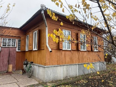 Продаж добротного будинку
