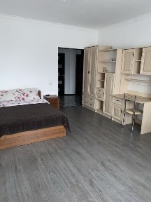 Квартира в районі меблі «Майя»