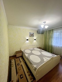 Опалення ЕНЕРГОНЕЗАЛЕЖНЕ, півбудинку з гаражем 2 кімнати, старий центр