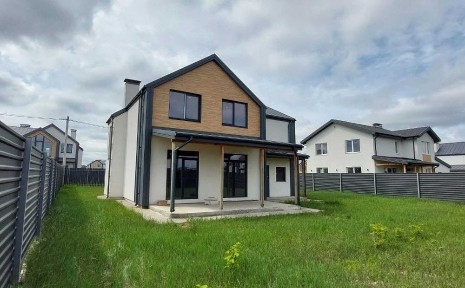 Продаж будинку 207м. в КМ Вишневий Хуторок (Вишеньки, 6 км від Києва)