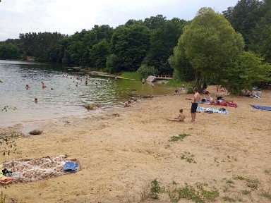 ЦЕНА СНИЖЕНА! ПРОДАМ часть дома в 100м от пляжа