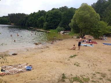 ЦЕНА СНИЖЕНА! ПРОДАМ часть дома в 100м от пляжа