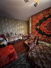 Продам 2х к. кв на Алексеевке Солнечная