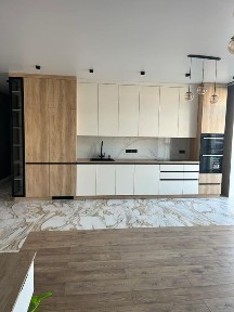 Продається 3х кімнатна квартира в центрі міста. Новобудова, Набережна