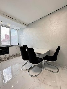 Центр 1.5 кімнатна квартира в оренду