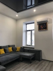 Оренда 1-кімнатної квартири на вул. Залізнична (Костел, ближній центр)