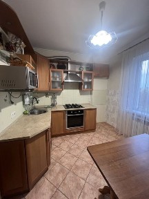 Продам 2 кімнатну квартиру по вулиці Лісового 27