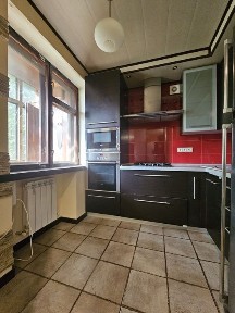 Продам квартиру, вул. Незалежності / Титова, пр. Поля