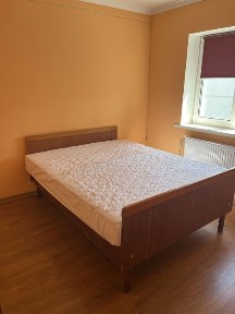 Здан окрему частину будинку