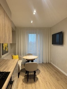 Оренда 1 кімнатної квартири в центрі по вул. Замковій в новобудові