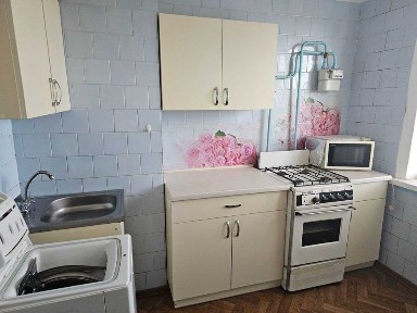 Оренда двокімнатної квартири з окремими кімнатами. Сади-1.