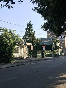 Продається торговельний центр