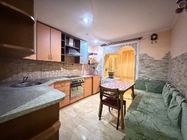 Одеса, Київський, вулиця Академіка Корольова 85/3