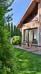 Продається будинок з газом і генератором