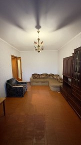 Продам 1-кімн. кв. 35 кв. м по Троіцькій за налоговою, центр