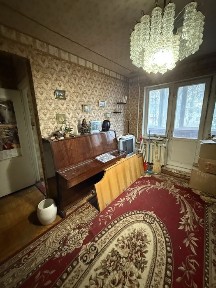 Оренда трикімнатної квартирина Космонавтів