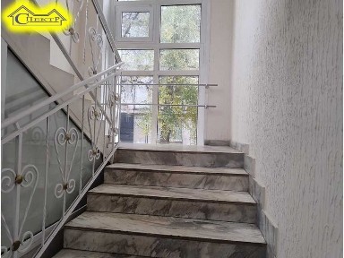 Офіс 52кв. м. з меблями на соц-місті з генератором 2кабінети