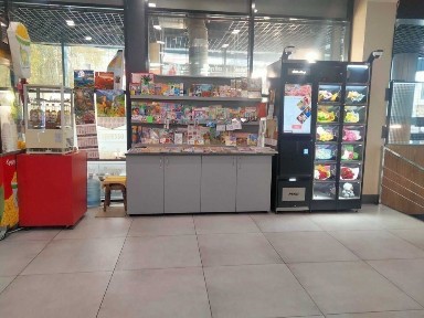 Здам в оренду прохідне торговельне місце, центр Михайлівська