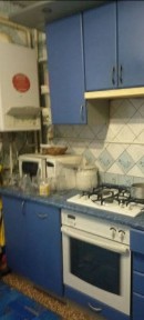 Здається житло на Гамалея. В ціну входять платежі.