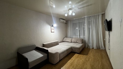 Дослідне, Тополь 2 34