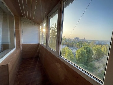 Продаж квартири на Космонавтів