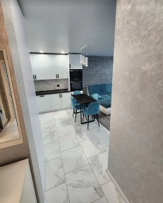 Продаж 3к квартири 85 кв. м на просп. Злуки