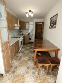 Оренда 3 комн квартири по вул. Гоголя - Кривалiвська