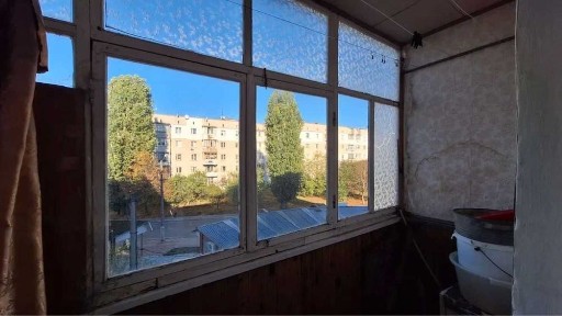 Продається 1-кімнатна квартира в смт Немішаєве!