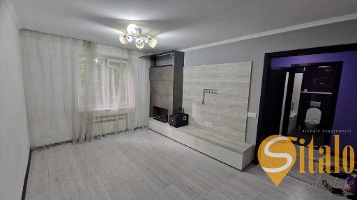 Продаж 3к. кв. по вул. Вороніна (035)