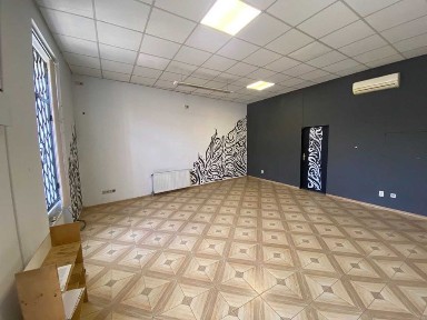 Продається приміщення комерційного призначення по вул. Мукачівська.