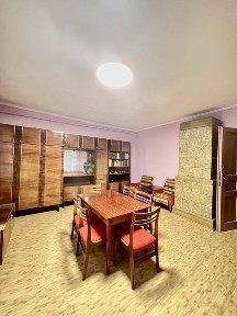 Здається частина будинку по Вул. Весела