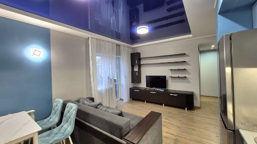 Оренда новобудови біля центру